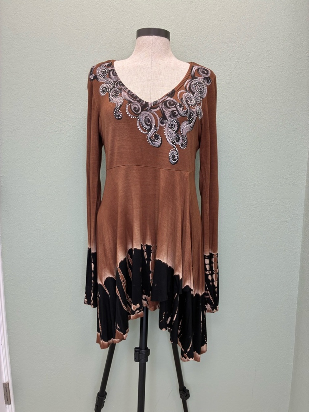 Y2K Vocal Brown and Black tie-dye‎ Patterned V-Neck dress